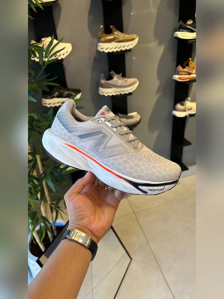 New Balance 1080 Cinza
