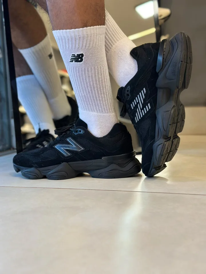 New Balance 9060 Black