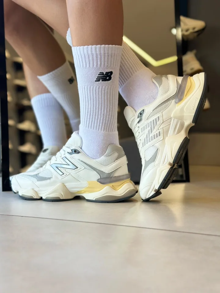 New Balance 9060 Branco Cinza