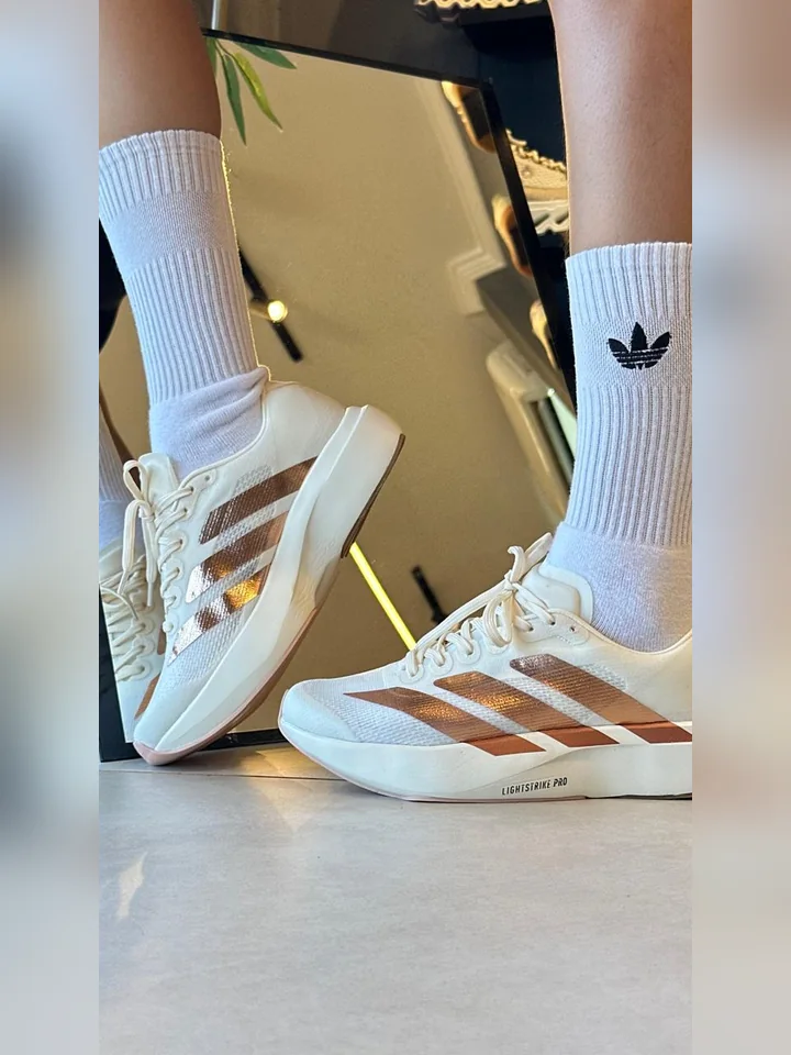 Adidas Adizero Evo SL Off Dourado