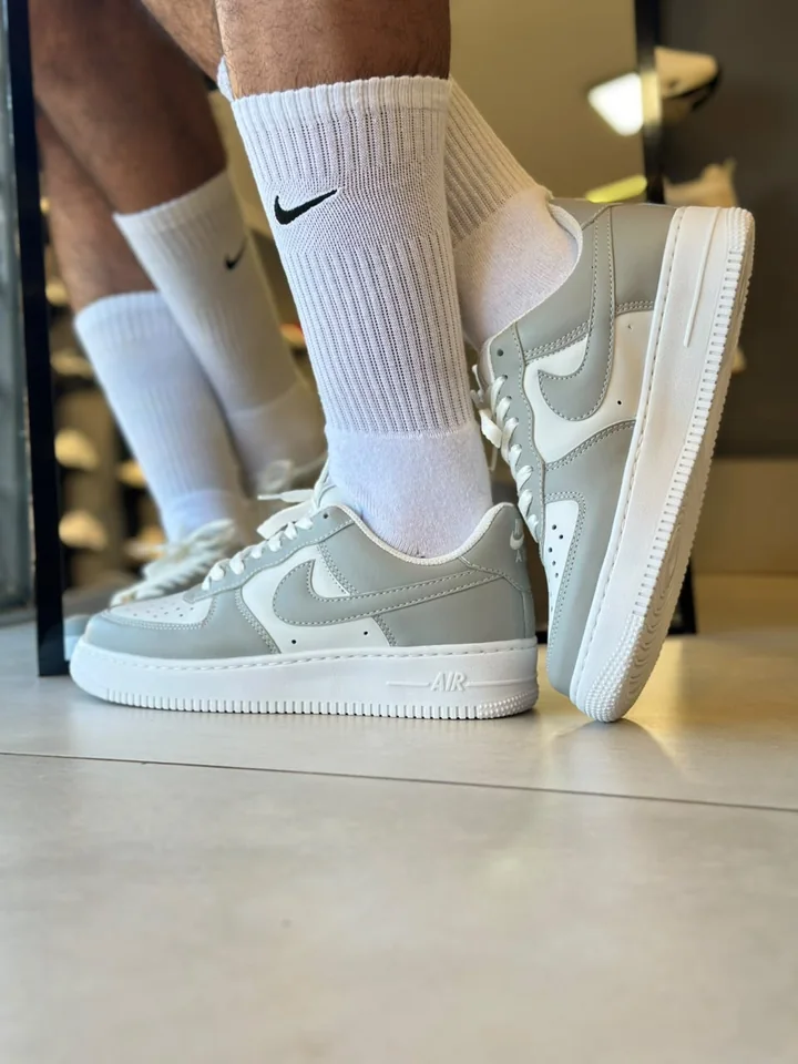 Nike Air Force 1 07 Cinza Branco