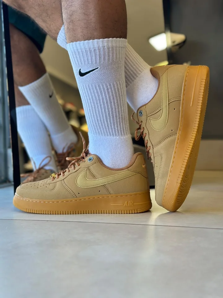Nike Air Force 1 07 Marrom Caramelo