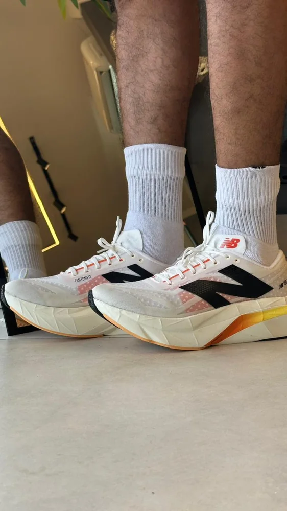 New Balance FuelCell SuperComp Elite Branco Laranja